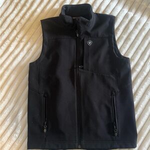 Ariat Youth L Black Softshell Vest with Logo
